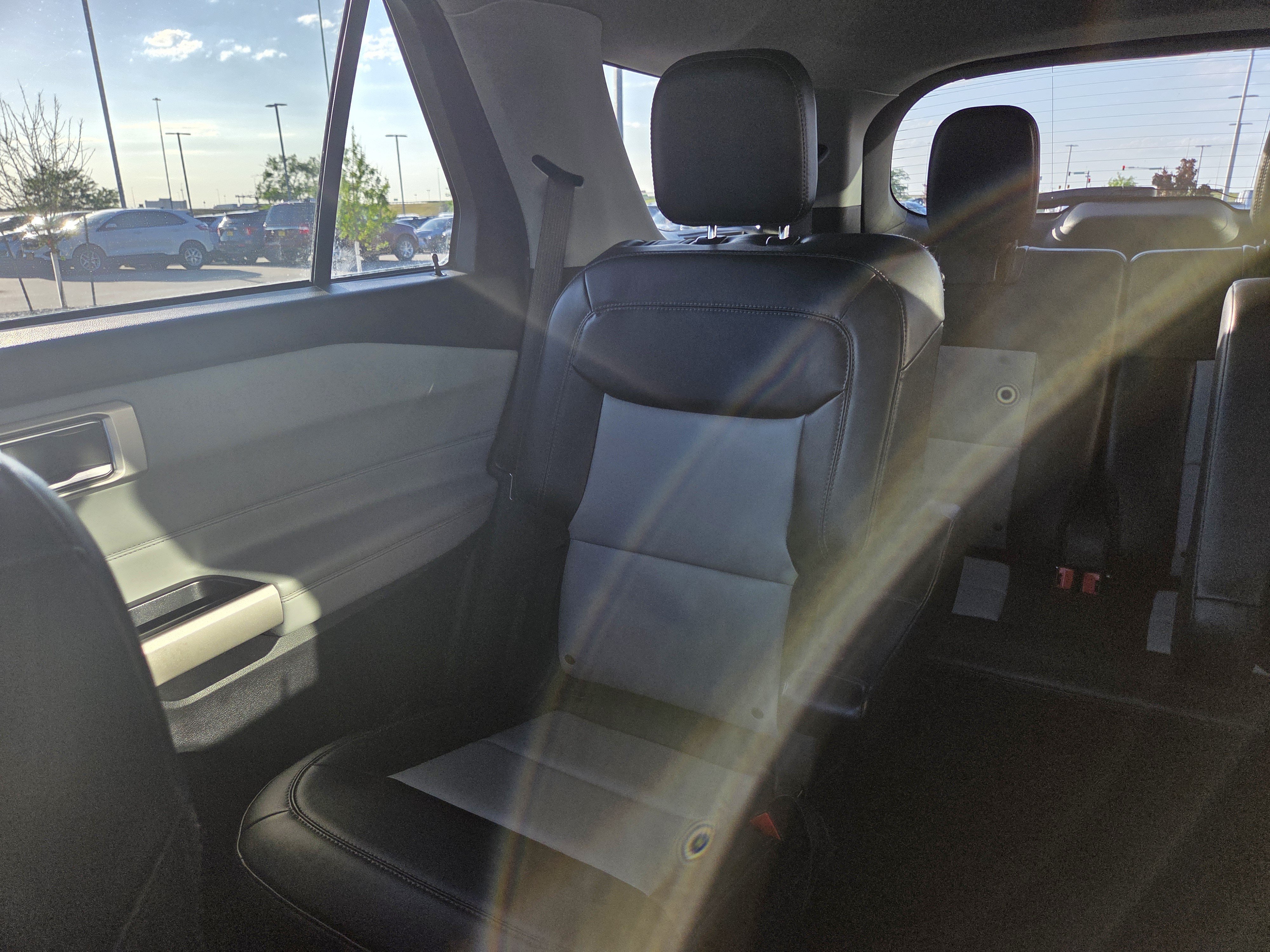 Certified 2023 Ford Explorer XLT w/ Equipment Group 202A AWD/4WD image 12