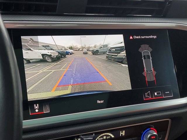 Used 2022 Audi Q3 2.0T Premium Plus w/ Premium Plus Package image 17