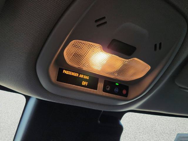 Used 2025 Chevrolet Trax LS w/ LS Convenience Package FWD image 18
