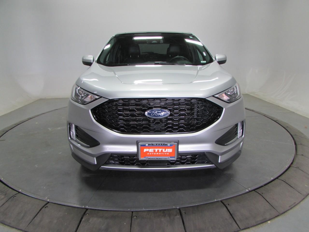 Certified 2024 Ford Edge ST-Line AWD/4WD image 2