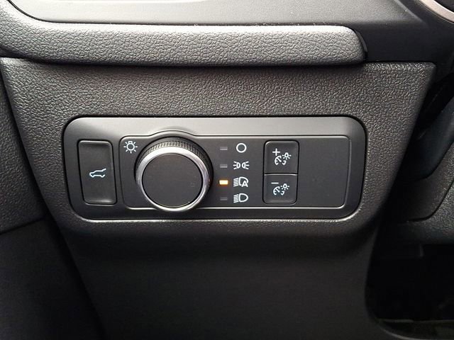 Certified 2022 Ford Escape SE w/ SE Sport Appearance Package image 28