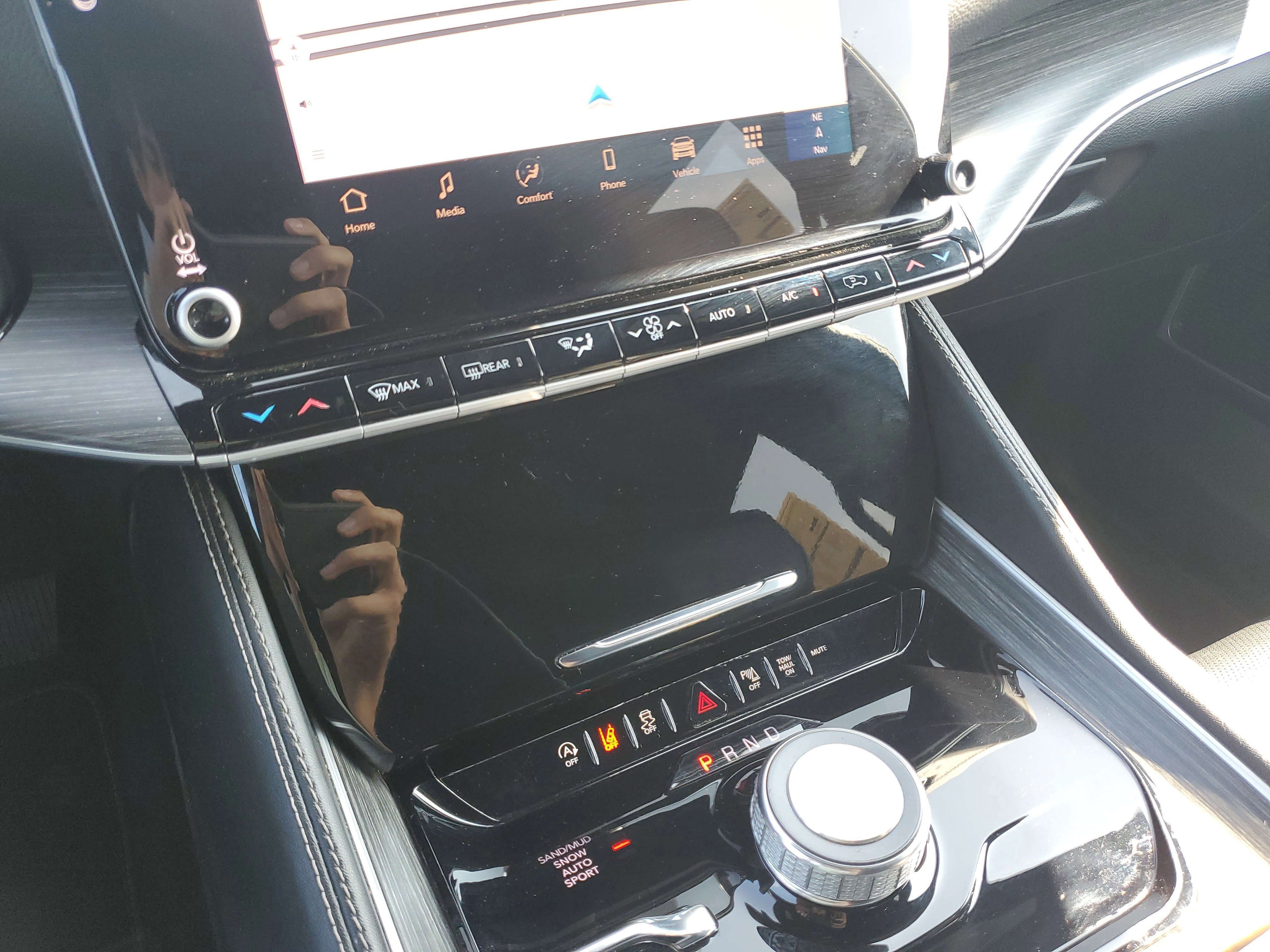 Used 2024 Jeep Wagoneer L Series II w/ Flexible Seating Group image 30