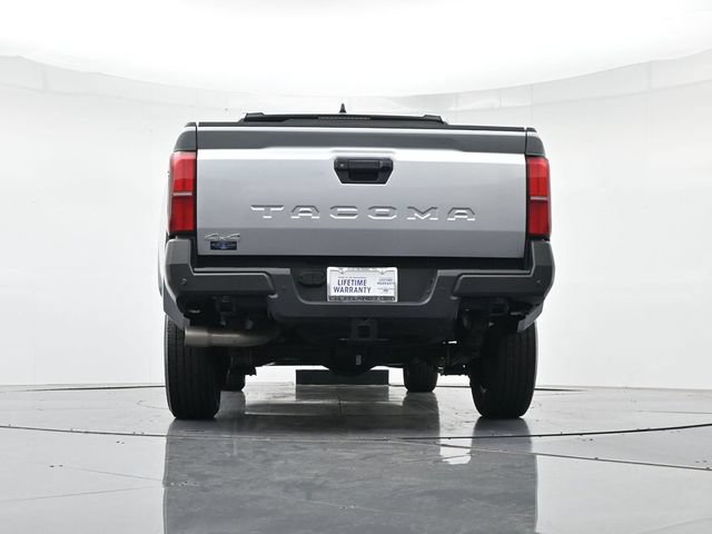 Used 2024 Toyota Tacoma SR w/ SR Upgrade Package AWD/4WD image 36