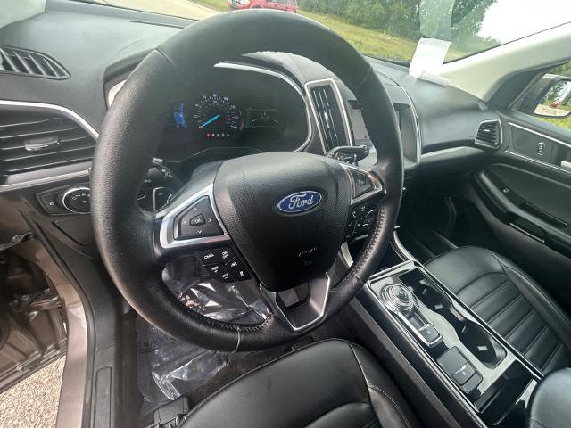 Certified 2019 Ford Edge SEL w/ Equipment Group 201A AWD/4WD image 9