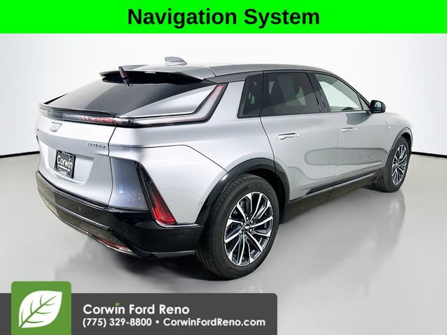 Used 2024 Cadillac Lyriq Sport AWD/4WD image 7