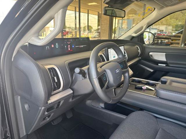 Certified 2025 Ford Expedition Active RWD image 10