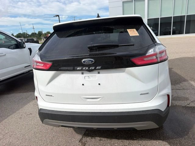 Certified 2023 Ford Edge SEL w/ Convenience Package AWD/4WD image 9