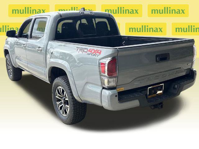 Used 2020 Toyota Tacoma TRD Sport w/ TRD Premium Sport Package AWD/4WD image 9
