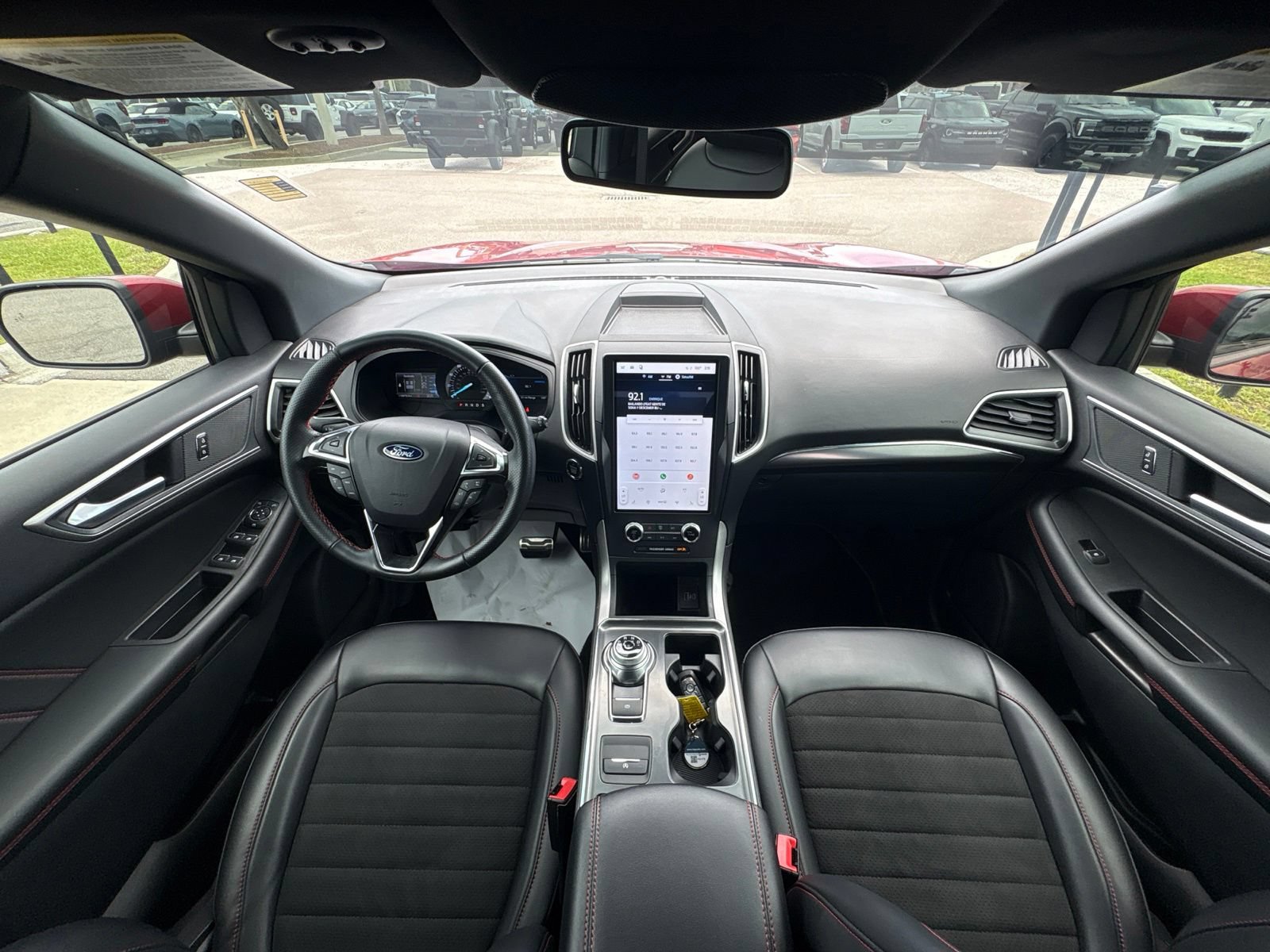 Certified 2024 Ford Edge ST-Line AWD/4WD image 19