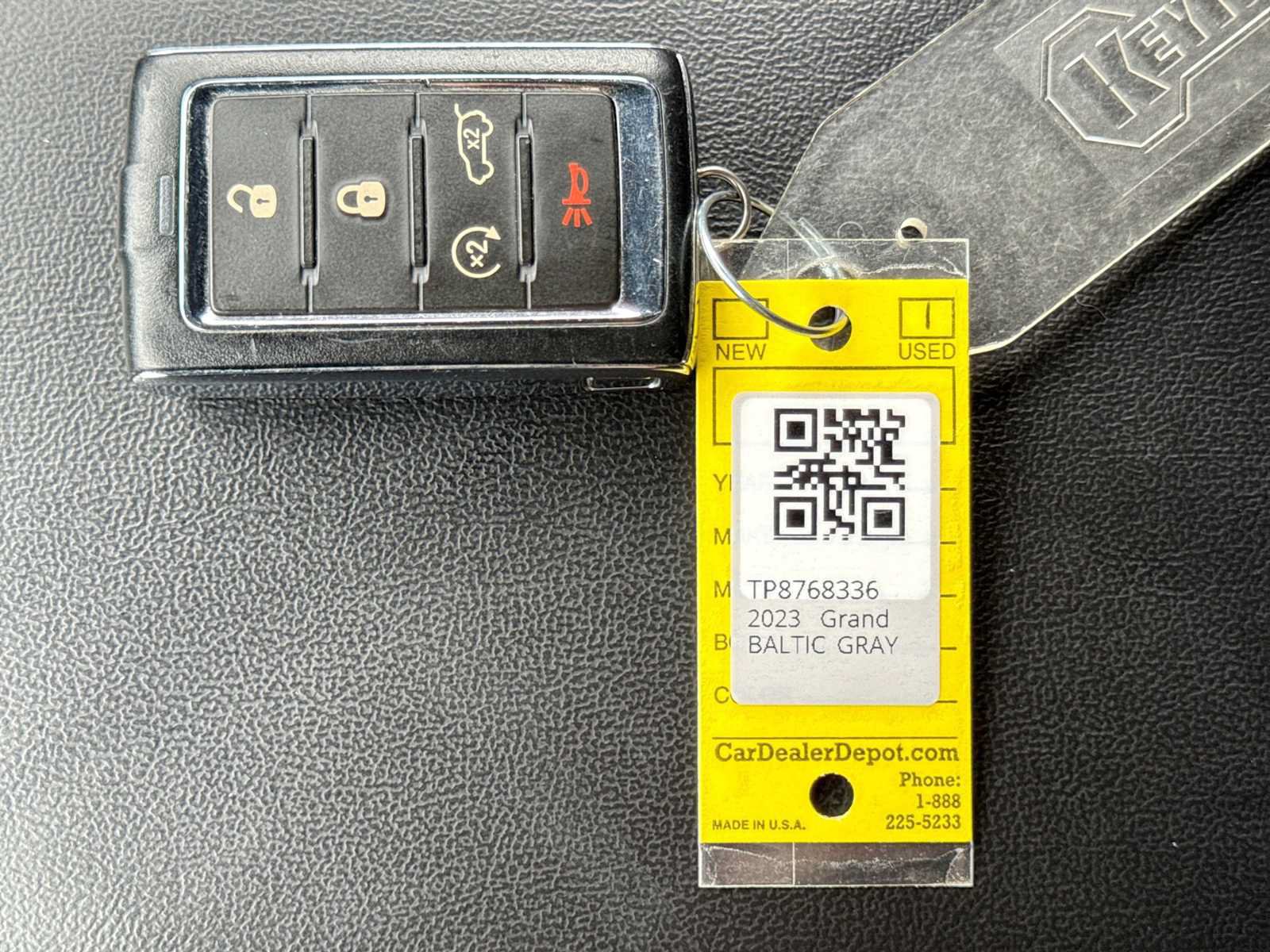 Used 2023 Jeep Grand Cherokee L Laredo AWD/4WD image 36