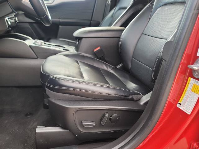 Certified 2023 Ford Escape Platinum AWD/4WD image 14