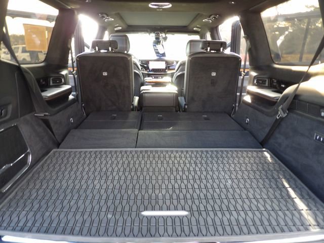 Used 2023 Jeep Grand Wagoneer Series III image 30