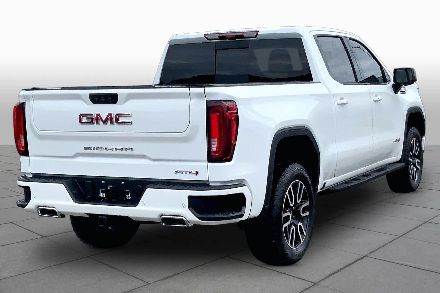 Used 2026 GMC Sierra 1500 AT4 w/ AT4 Premium Package AWD/4WD image 13
