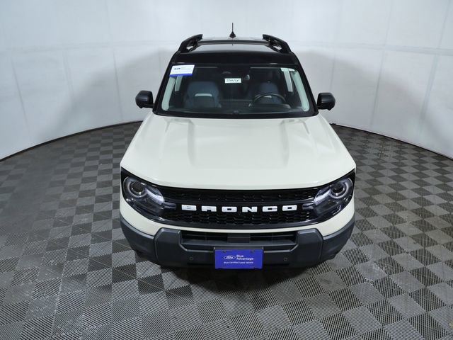Certified 2025 Ford Bronco Sport Outer Banks w/ Outer Banks Tech Package+ AWD/4WD image 3