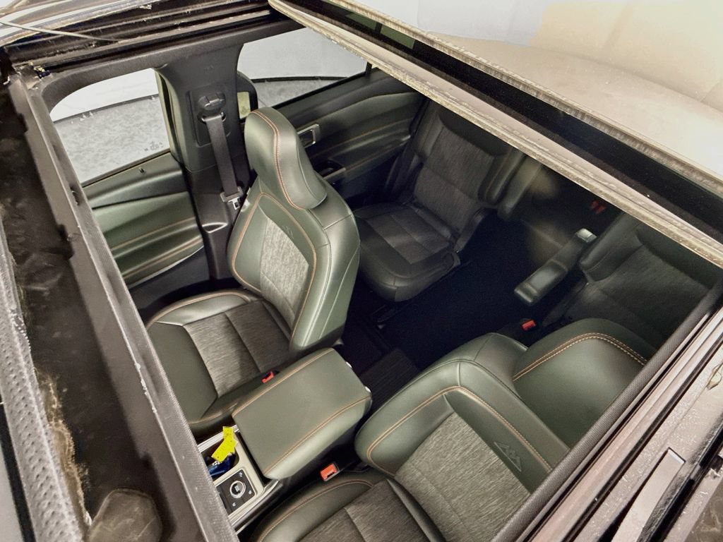 Certified 2024 Ford Explorer Timberline AWD/4WD image 3