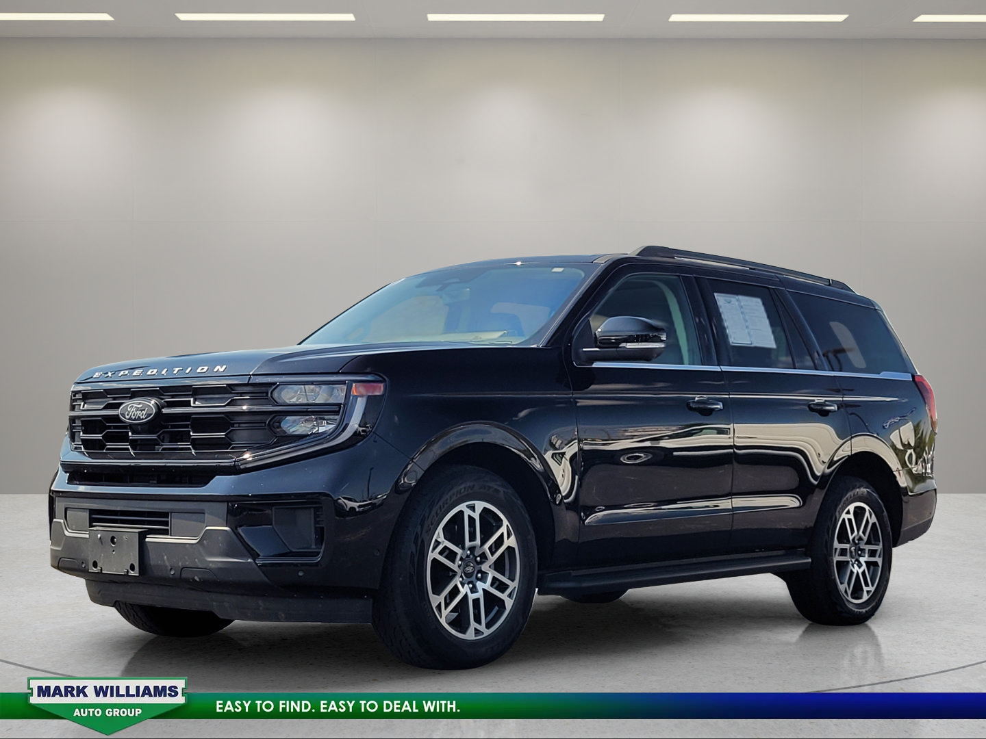 Certified 2025 Ford Expedition Active AWD/4WD image 15