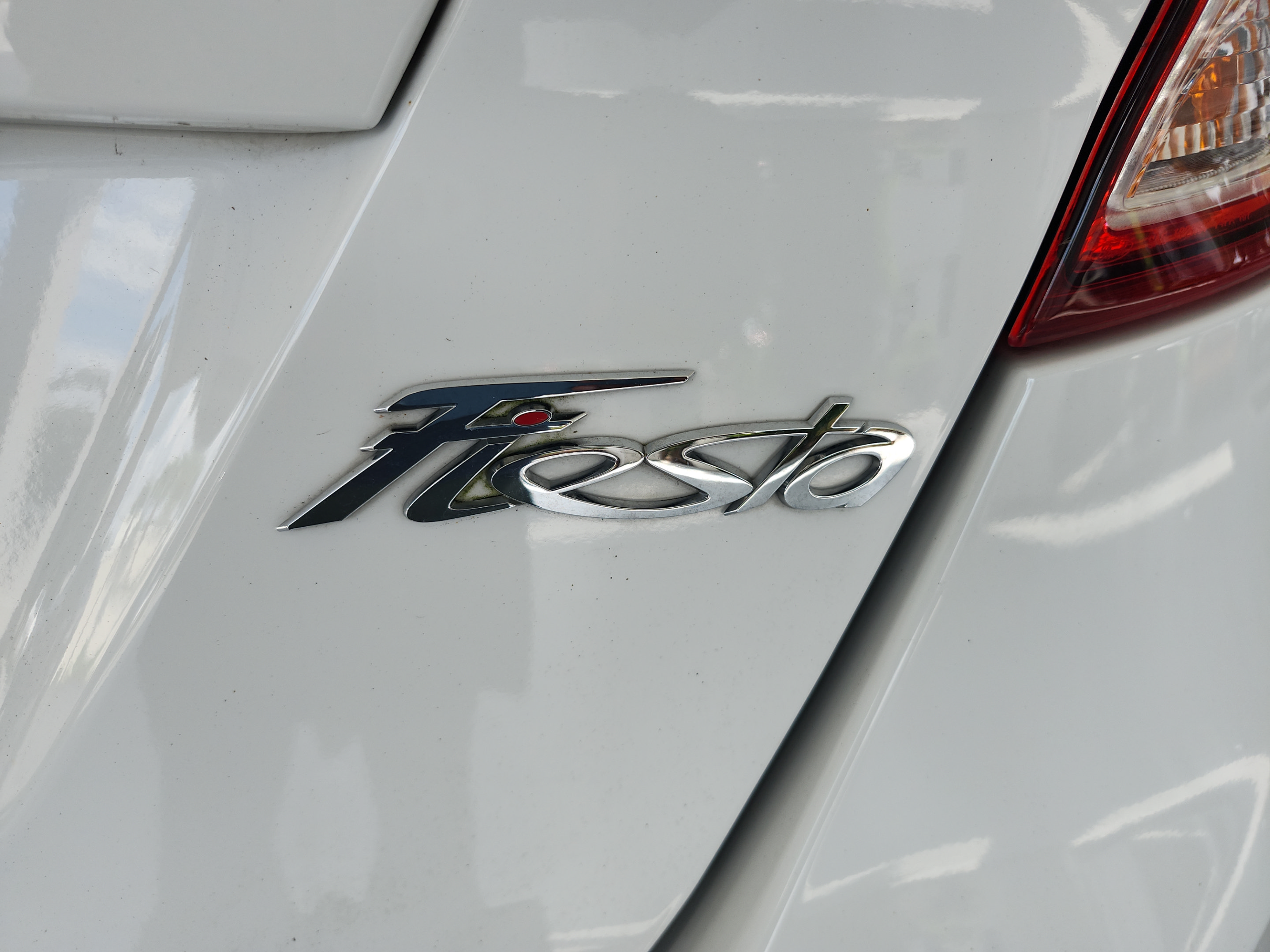 Certified 2019 Ford Fiesta SE FWD image 29