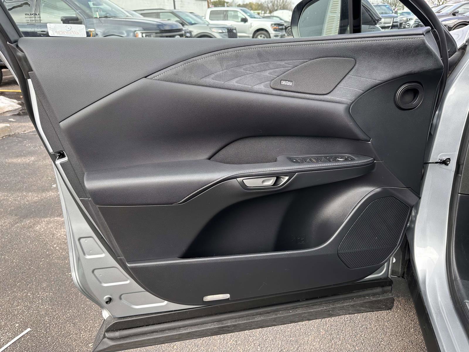 Used 2024 Lexus RX 350 F Sport w/ Convenience Package image 9