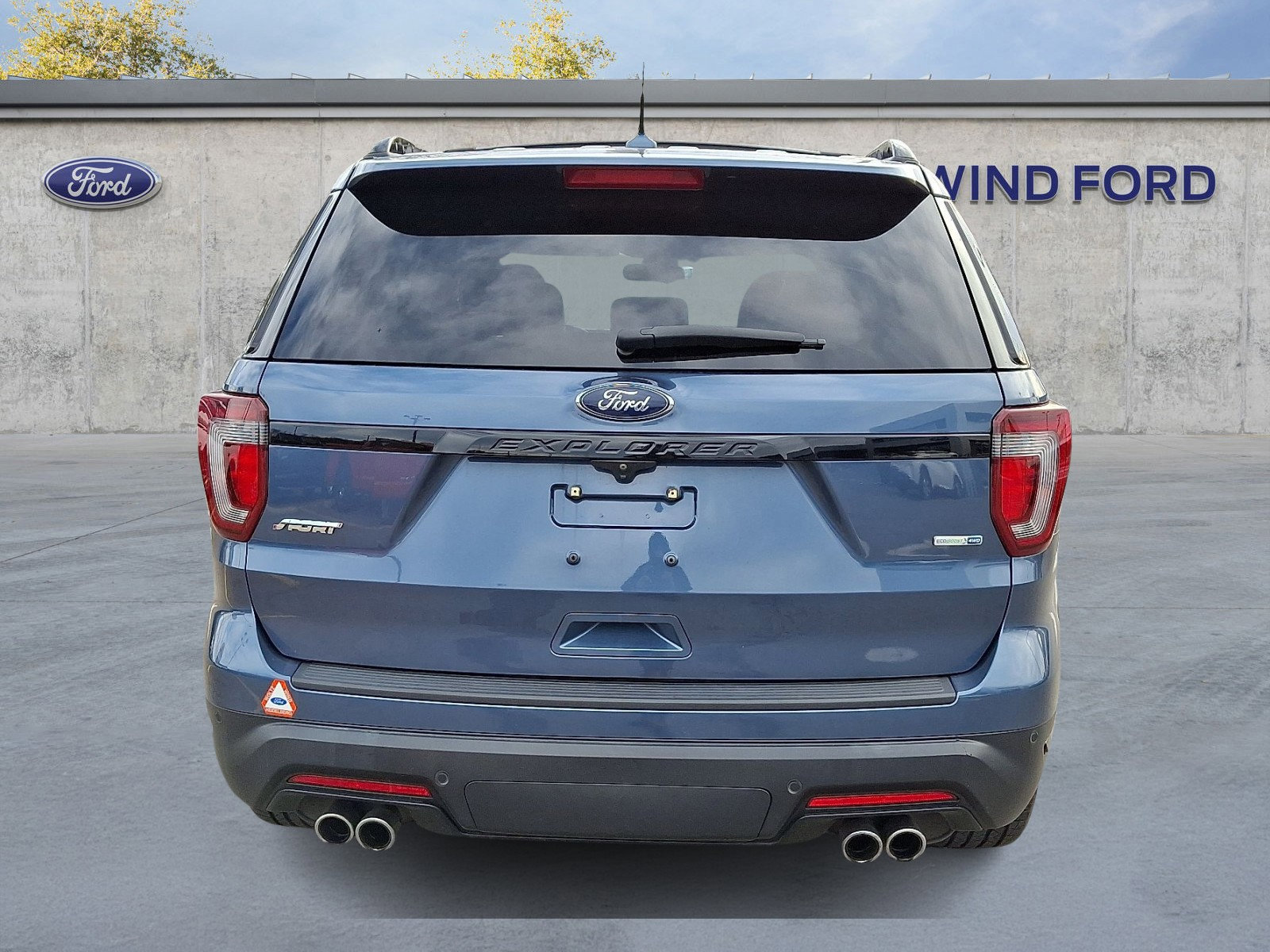 Certified 2019 Ford Explorer Sport w/ Equipment Group 401A image 3