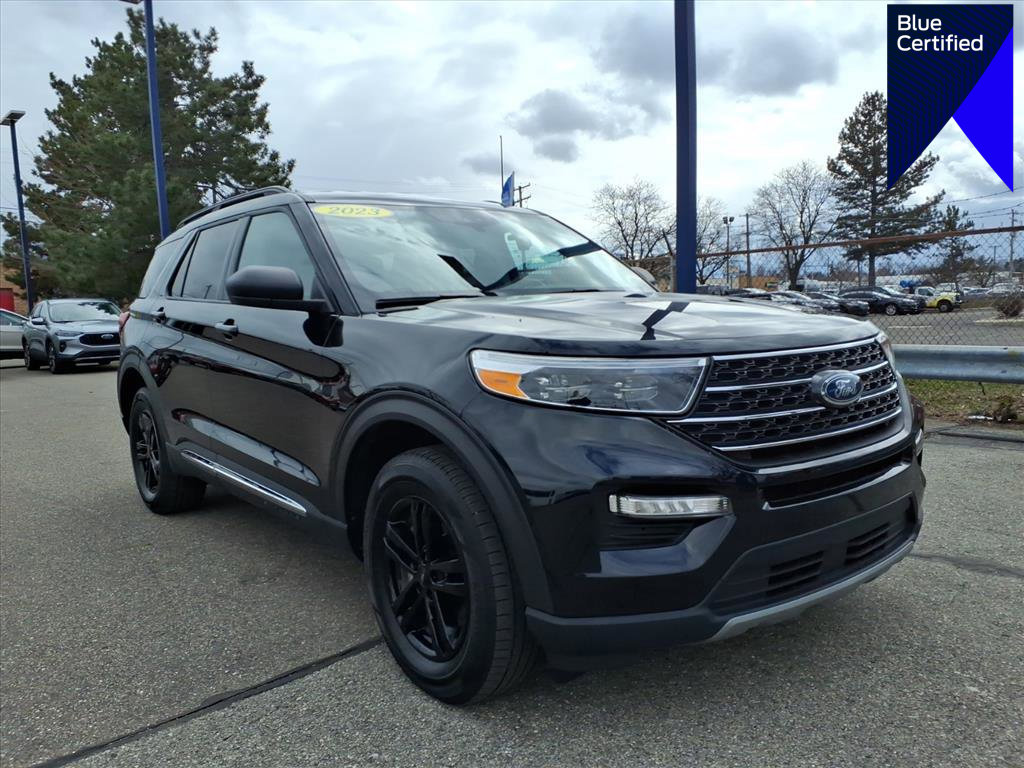 Certified 2023 Ford Explorer XLT w/ Equipment Group 202A
