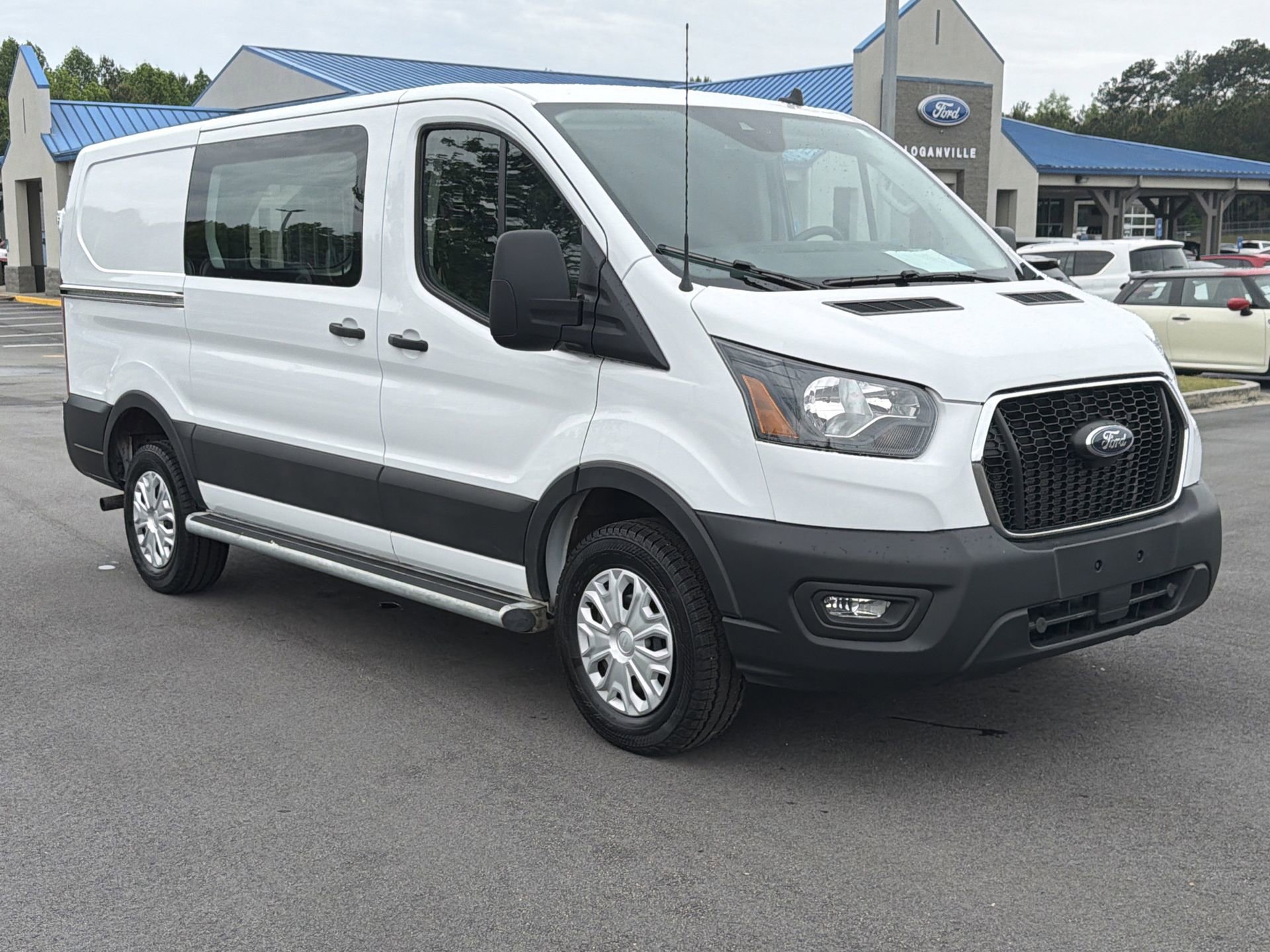 Certified 2025 Ford Transit 250 Low Roof w/ Exterior Upgrade Package RWD image 27