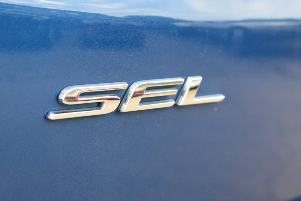 Certified 2024 Ford Edge SEL w/ Convenience Package AWD/4WD image 6