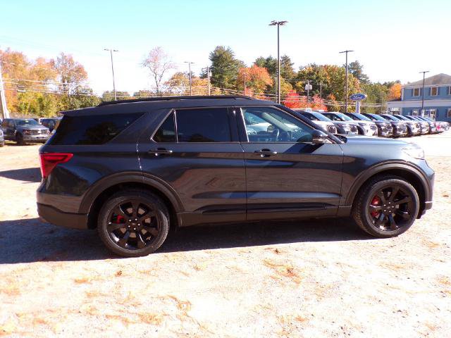 Certified 2023 Ford Explorer ST w/ Equipment Group 401A AWD/4WD image 8