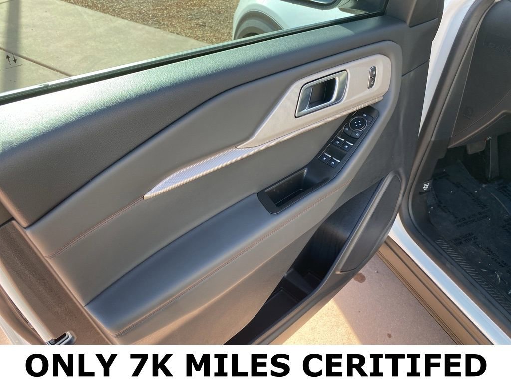 Certified 2025 Ford Explorer Active image 21