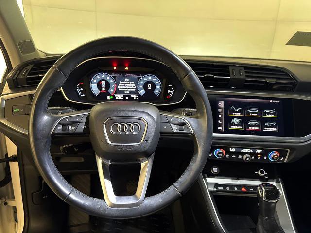 Used 2020 Audi Q3 2.0T Premium w/ Convenience Package AWD/4WD image 7