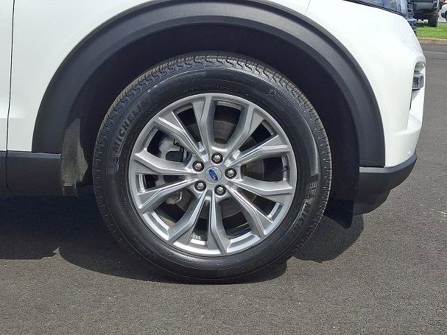 Certified 2024 Ford Explorer XLT w/ Equipment Group 202A AWD/4WD image 8