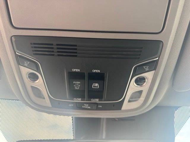 Used 2023 Honda Ridgeline RTL image 19