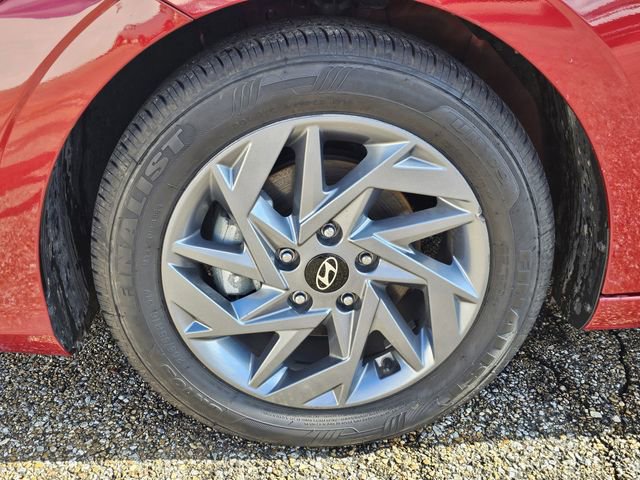 Used 2024 Hyundai Elantra SEL image 29