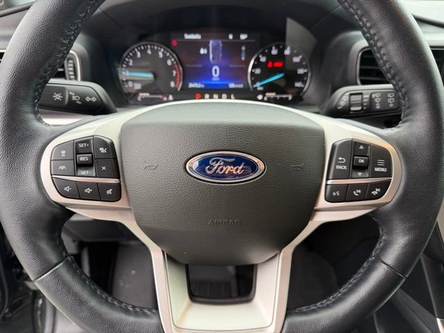 Certified 2022 Ford Explorer XLT w/ Equipment Group 202A RWD image 13