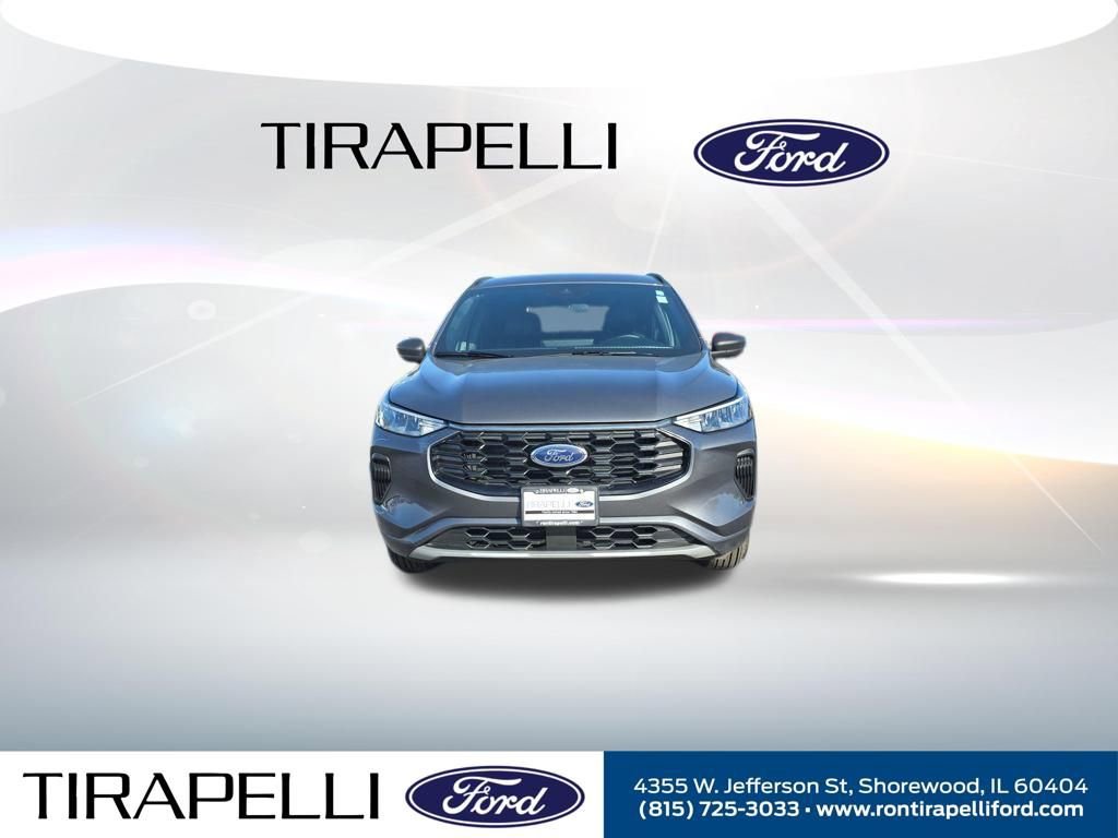 Certified 2023 Ford Escape ST-Line w/ Tech Pack #1 AWD/4WD image 5