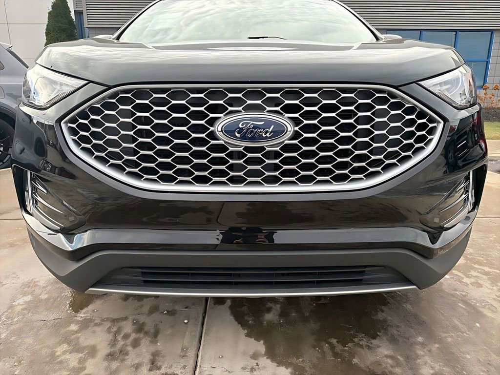 Certified 2024 Ford Edge SEL w/ Convenience Package image 10