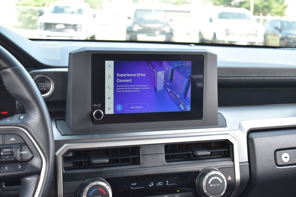 Used 2025 Toyota 4Runner SR5 AWD/4WD image 18
