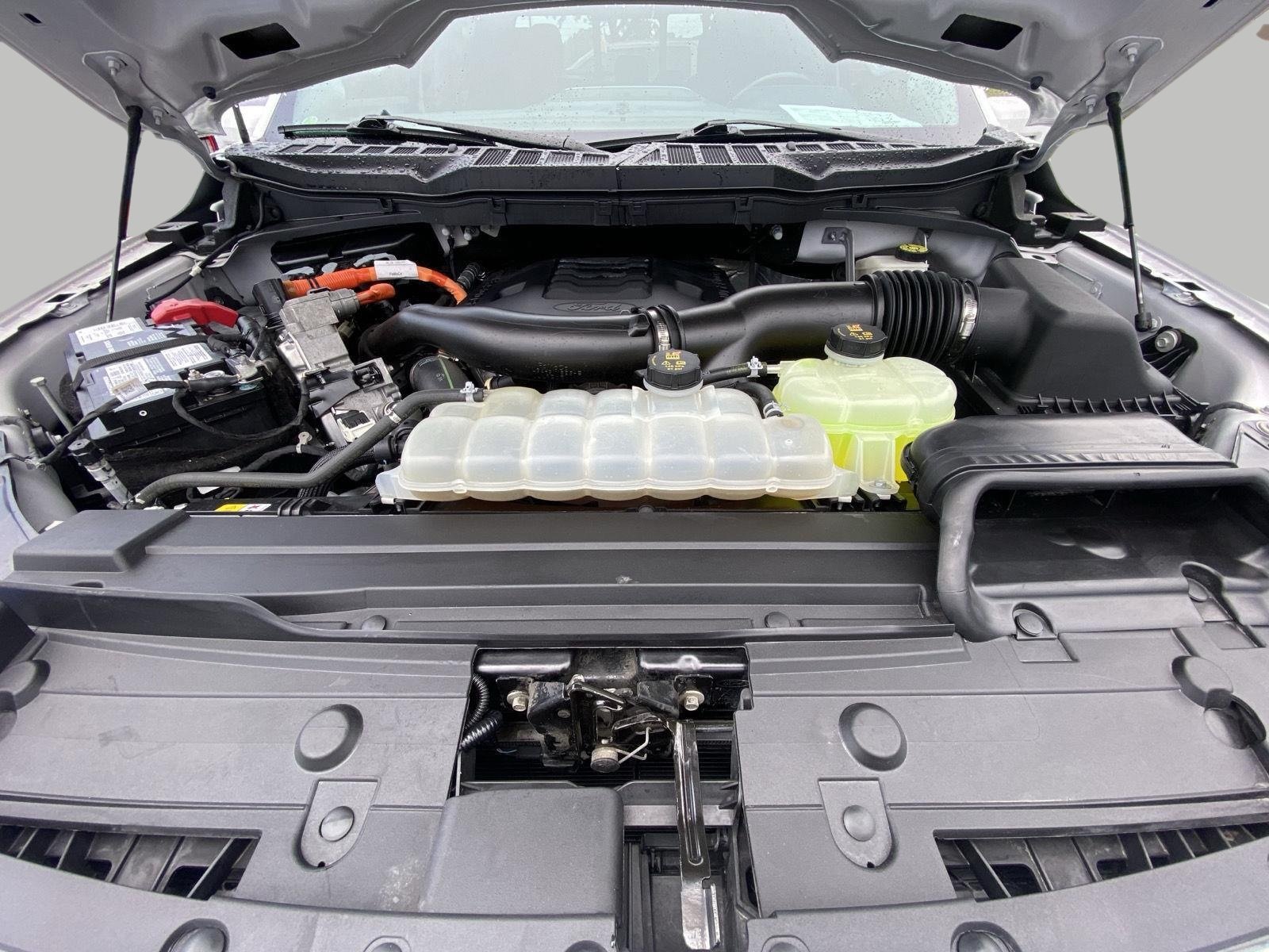 Certified 2022 Ford F150 Limited AWD/4WD image 7