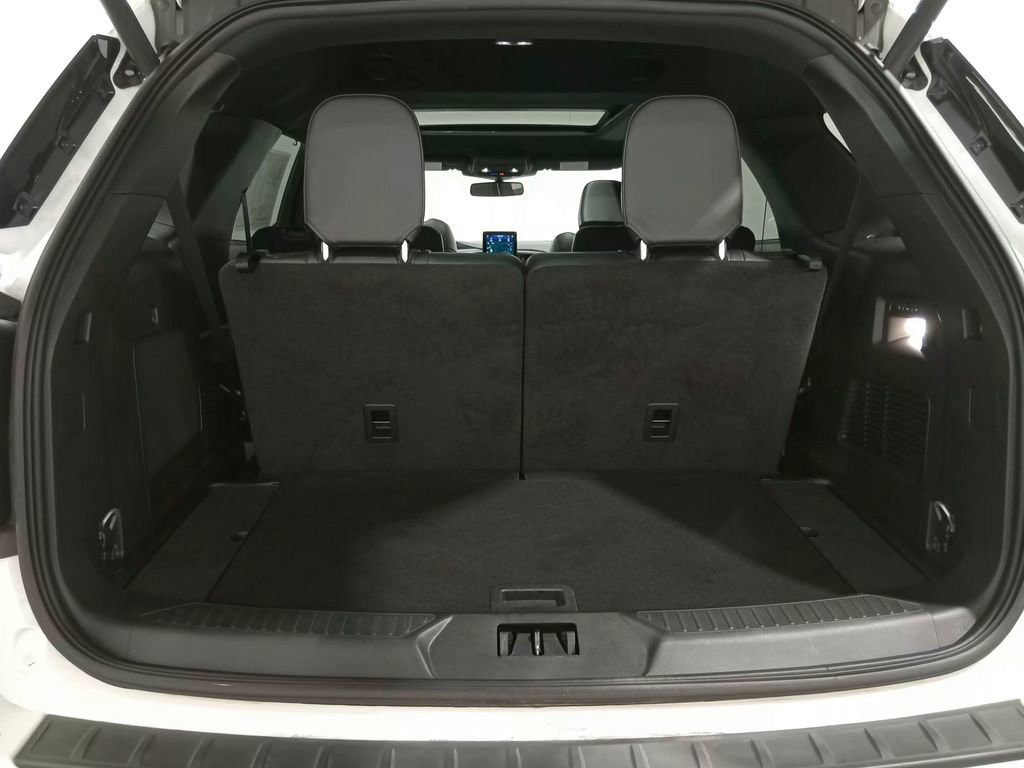 Certified 2023 Ford Explorer ST w/ Equipment Group 401A AWD/4WD image 6
