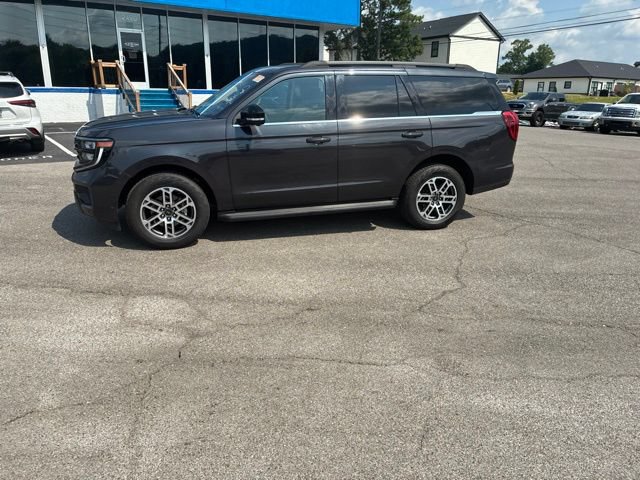 Certified 2025 Ford Expedition Active AWD/4WD image 18