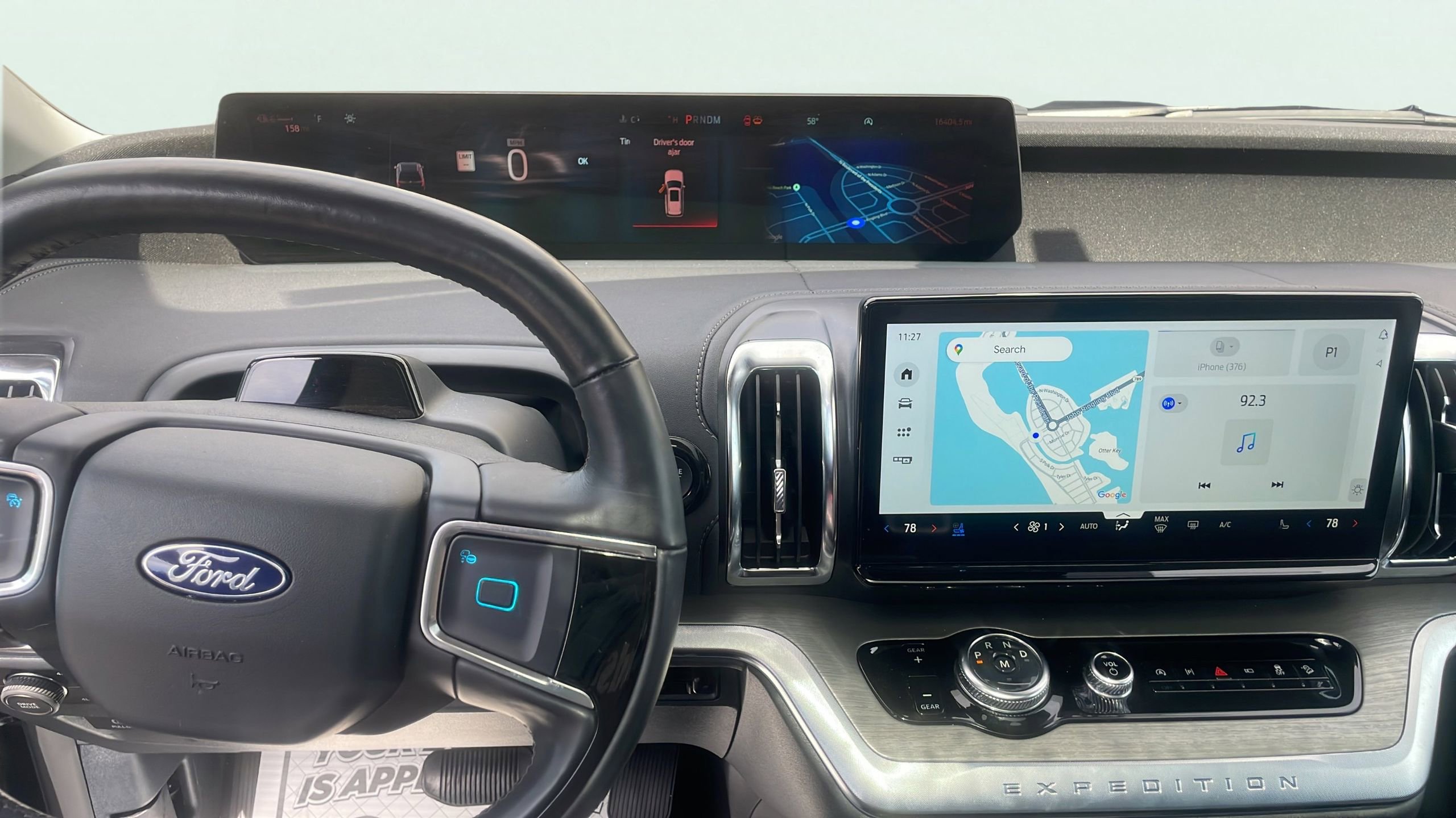 Certified 2025 Ford Expedition Platinum AWD/4WD image 15