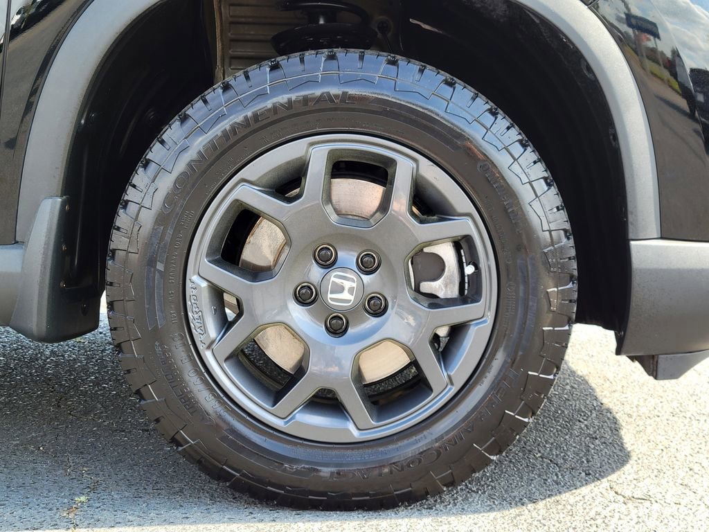 Used 2025 Honda Pilot TrailSport image 11