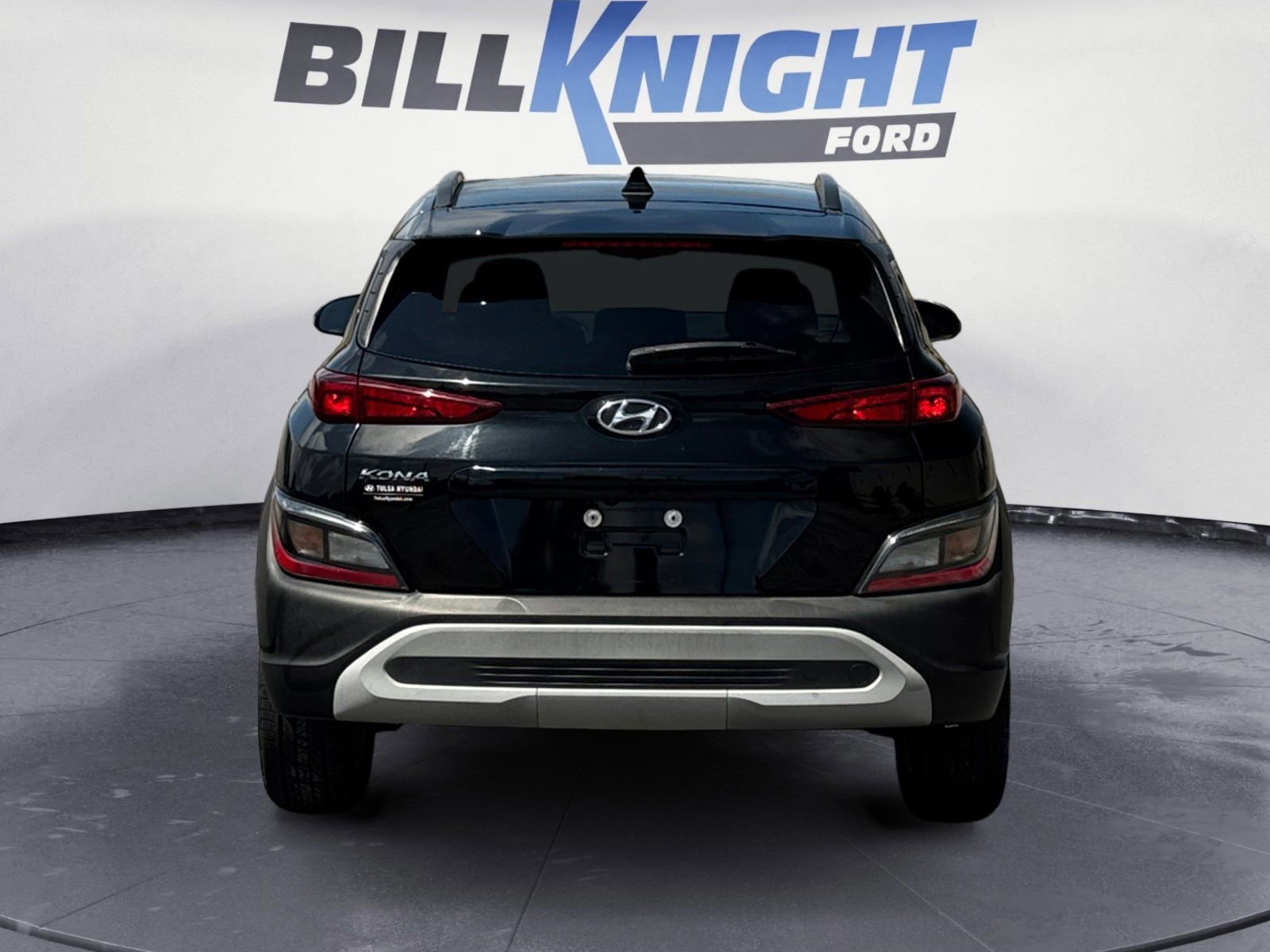 Used 2022 Hyundai Kona SEL w/ Cargo Package FWD image 4