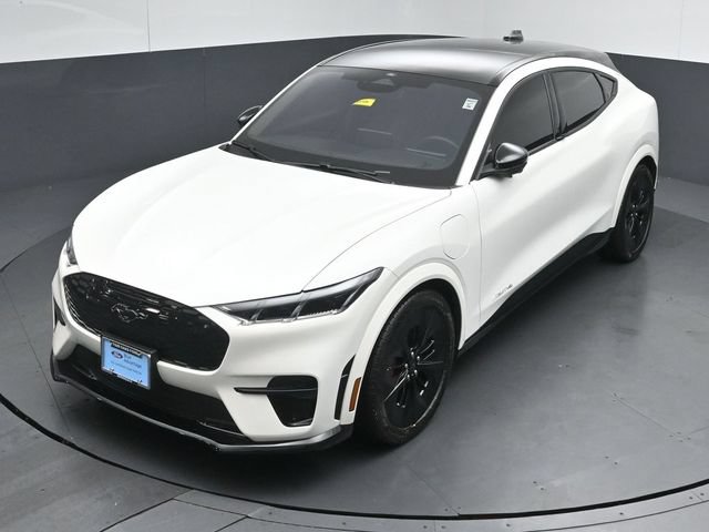 Certified 2025 Ford Mustang Mach-E GT AWD/4WD image 46