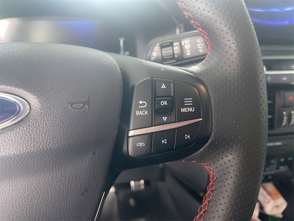 Certified 2024 Ford Escape ST-Line w/ Equipment Group 301A image 18