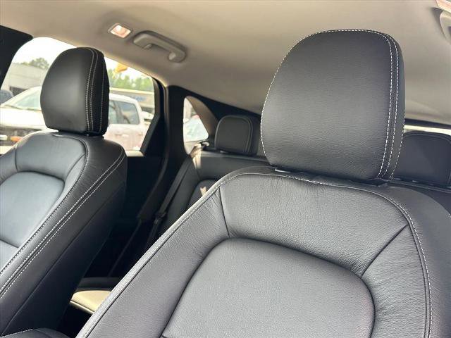 Certified 2025 Ford Escape Active w/ Active Premium Tech Pack FWD image 19