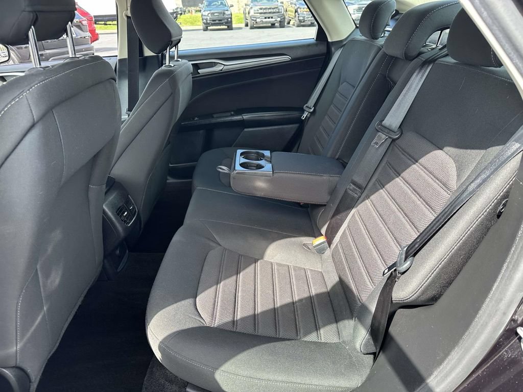Certified 2020 Ford Fusion SE FWD image 12