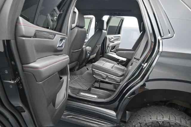 Used 2024 Chevrolet Tahoe RST w/ Luxury Package AWD/4WD image 27