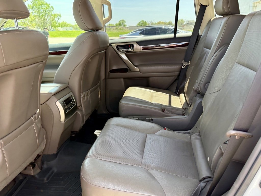 Used 2019 Lexus GX 460 460 image 14