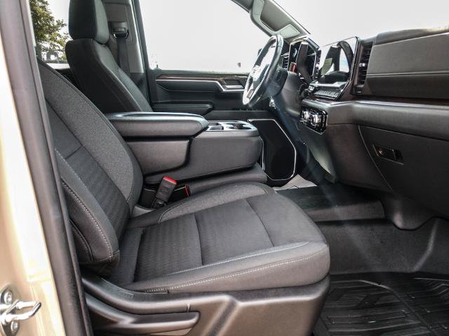 Used 2022 GMC Sierra 1500 Elevation RWD image 11