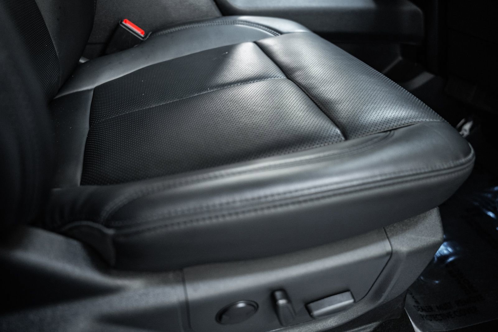 Certified 2023 Ford Expedition Max XLT image 42